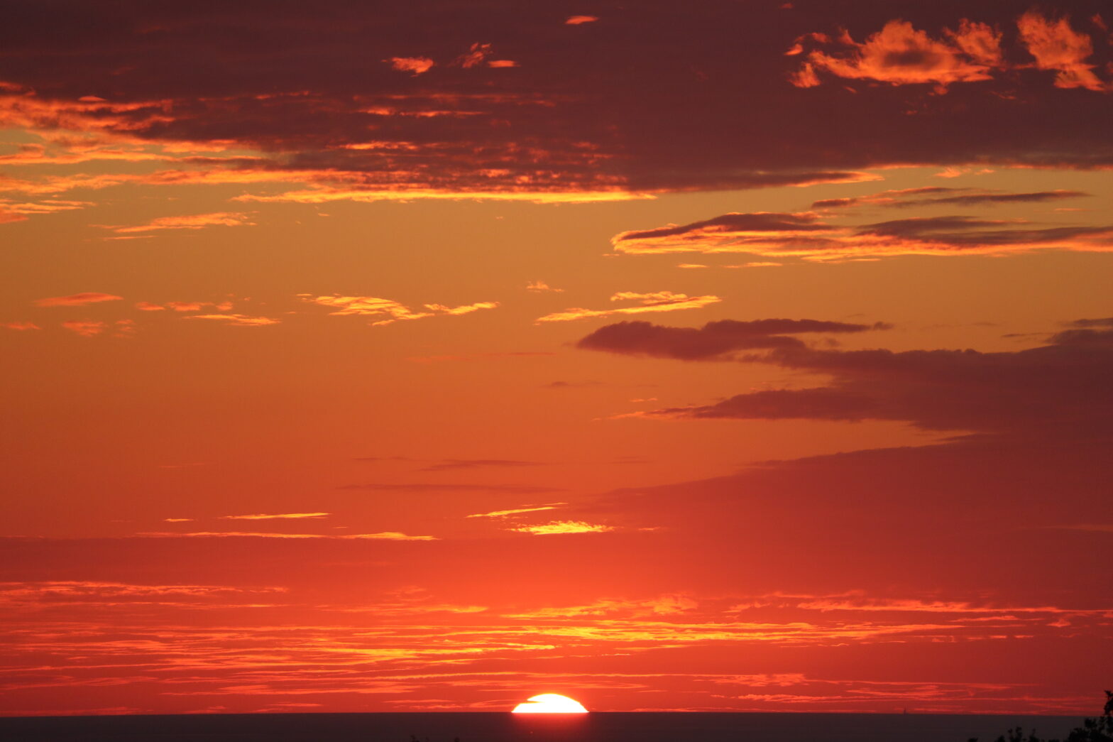 Coucher de soleil sur la Côte de granit rose